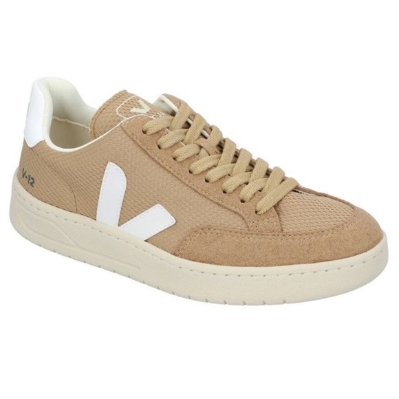 🌊BNWB Tan Vegan Veja V-12 Women’s Sneakers🌊 - Picture 1 of 7